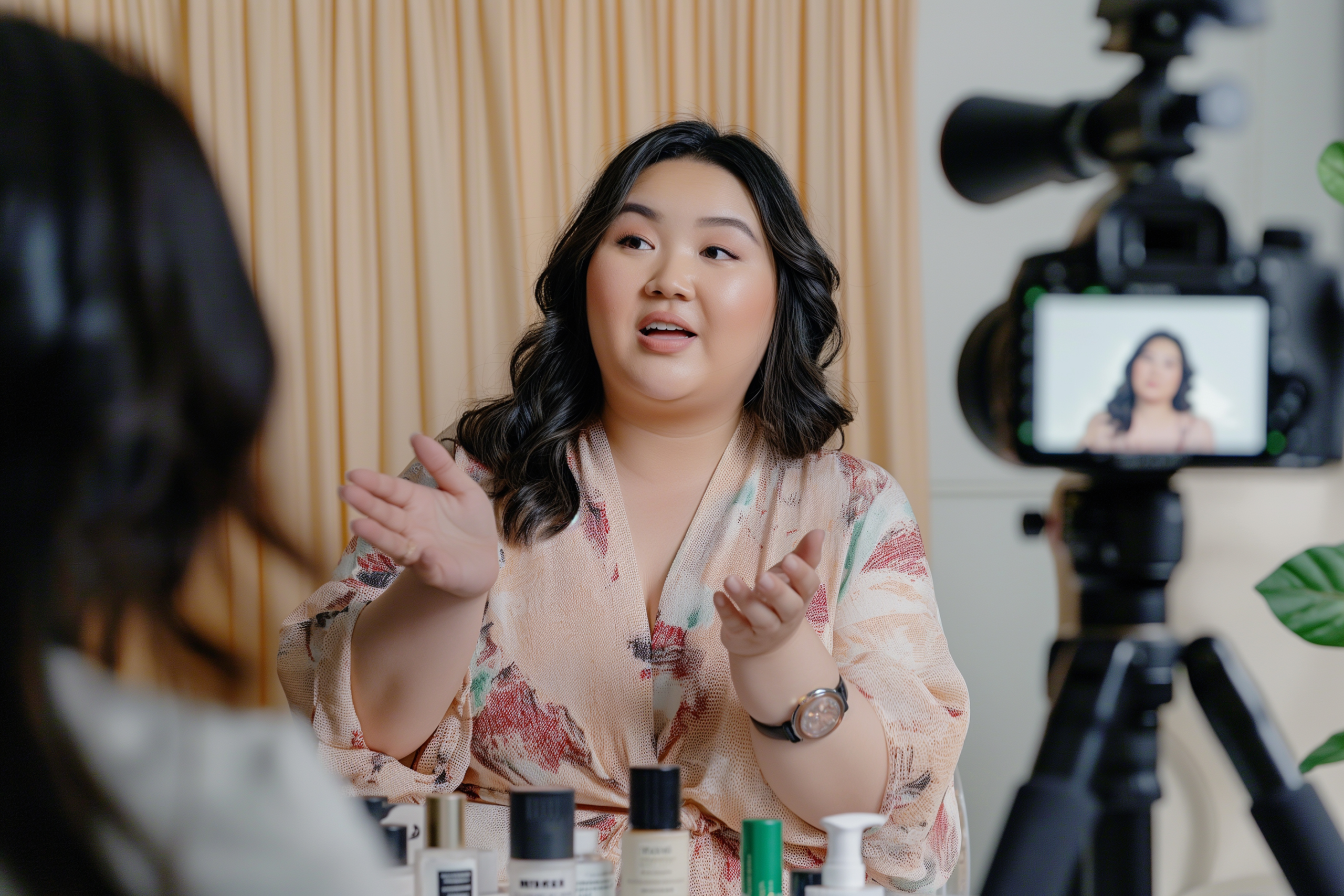 medium-shot-plus-sized-woman-influencer